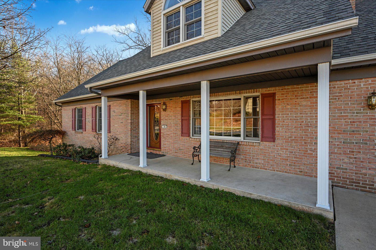 18 Westview Drive Ephrata, PA 17522 - Photo 4 of 38