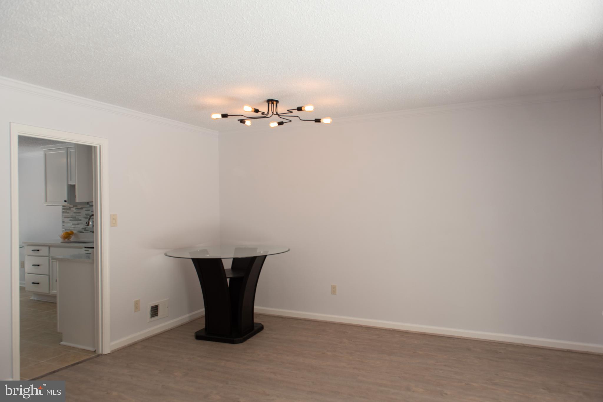 2248 Southgate Square Reston, VA 20191 - Photo 15 of 34