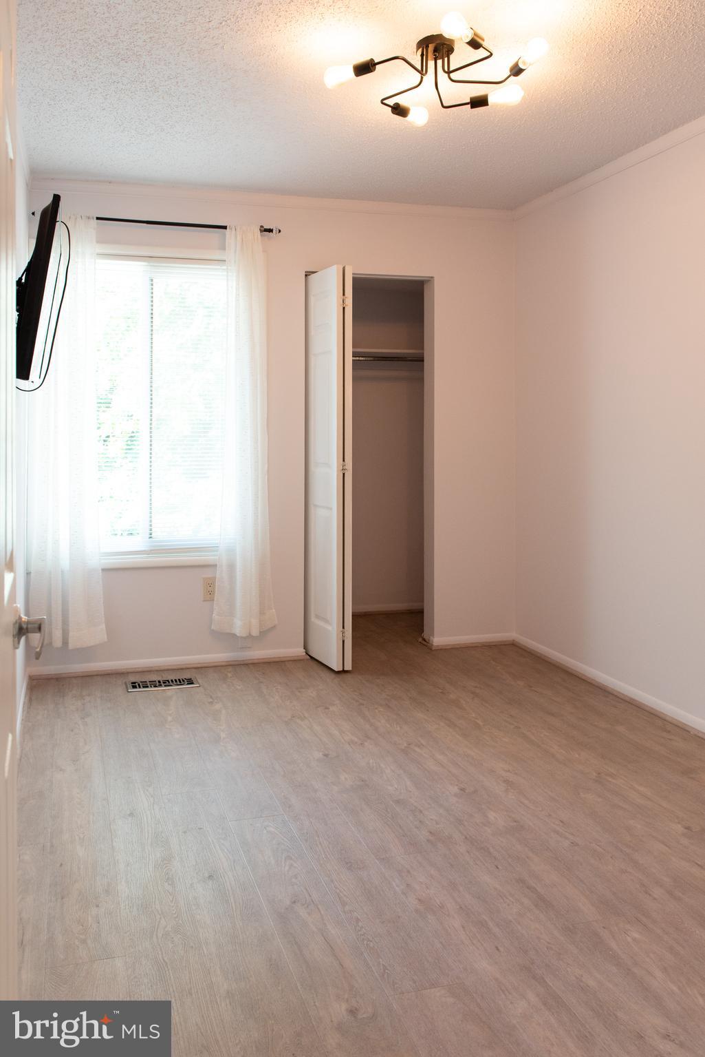 2248 Southgate Square Reston, VA 20191 - Photo 23 of 34