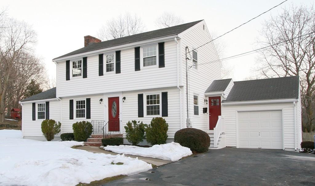 31 Appleton Road Wakefield, MA 01880 - Photo 1 of 28 Gallery Image 1