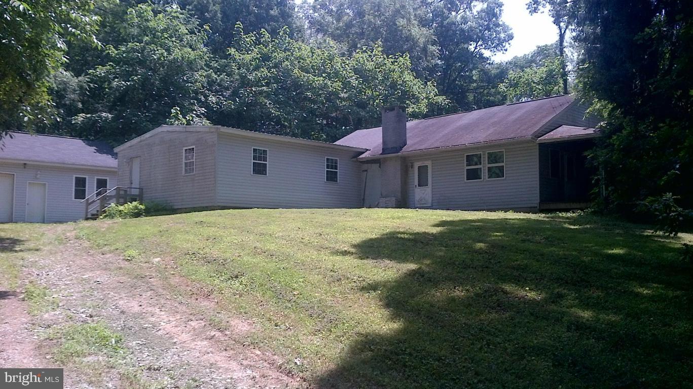 753 King Pen Road Kirkwood, PA 17536 - Photo 1 of 5