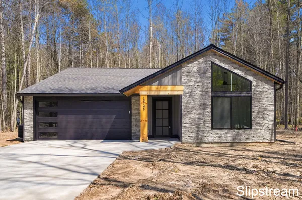 $495,000 | 12745 Austrian Drive, Grant, MI 49327
