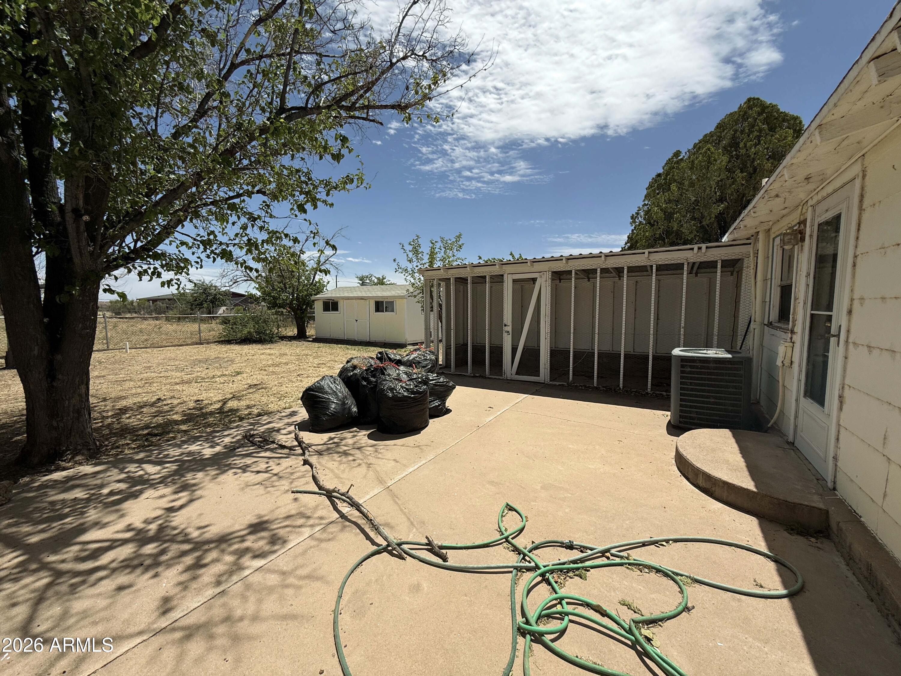 11 LACHOLLA Road Bisbee, AZ 85603 - Photo 15 of 20 patio