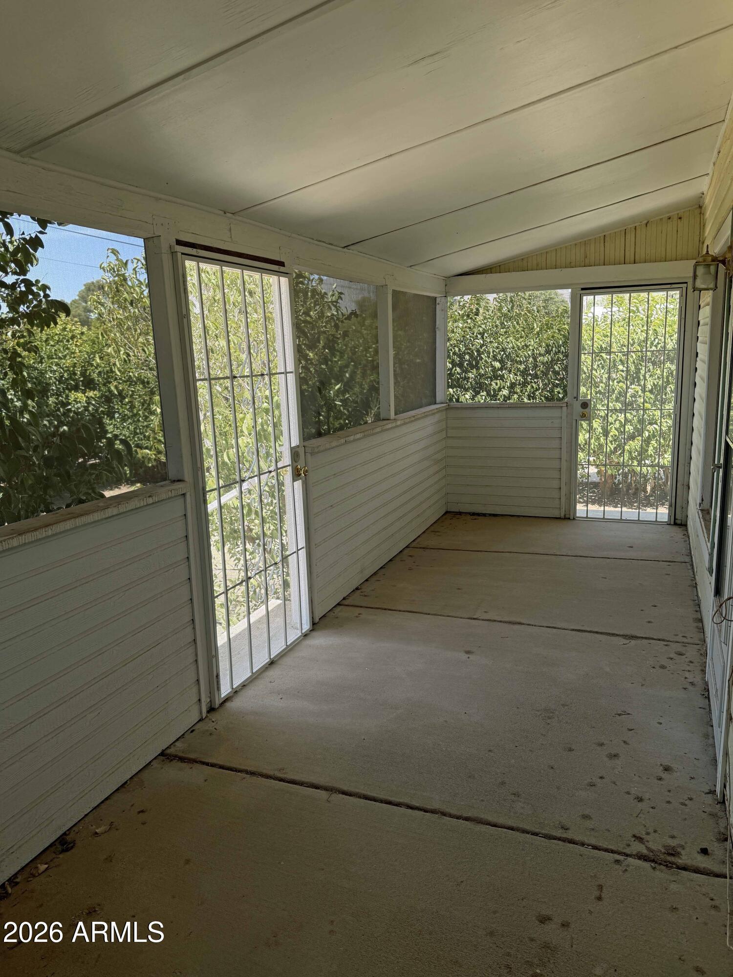 11 LACHOLLA Road Bisbee, AZ 85603 - Photo 5 of 20 Arizona room (2)