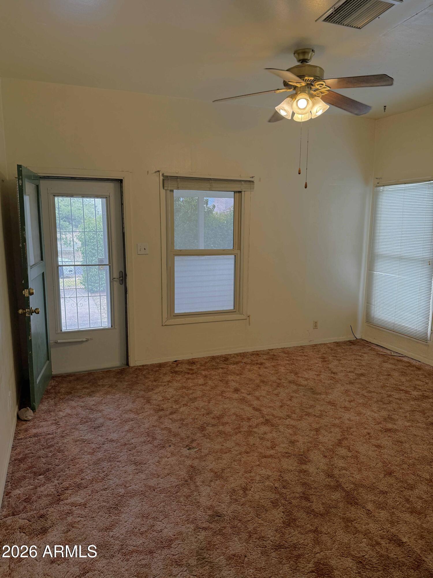 11 LACHOLLA Road Bisbee, AZ 85603 - Photo 7 of 20 living room (2)