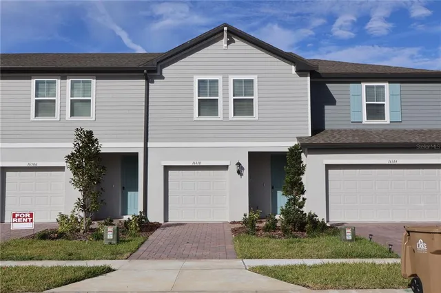 $2,200 | 16310 Bird Of Paradise Avenue, Clermont, FL 34714