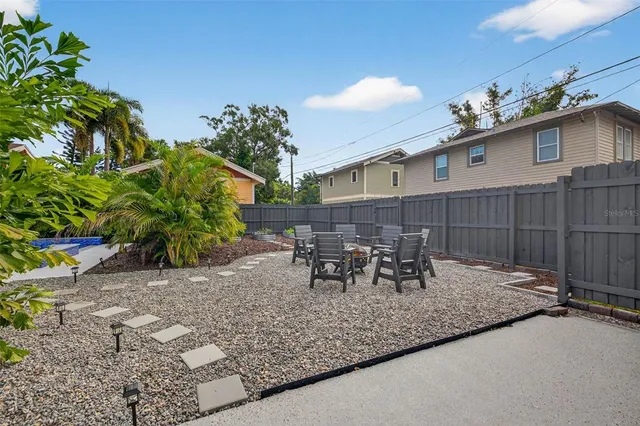 $1,375,000 | 2822 Burlington Avenue North, St. Petersburg, FL 33713