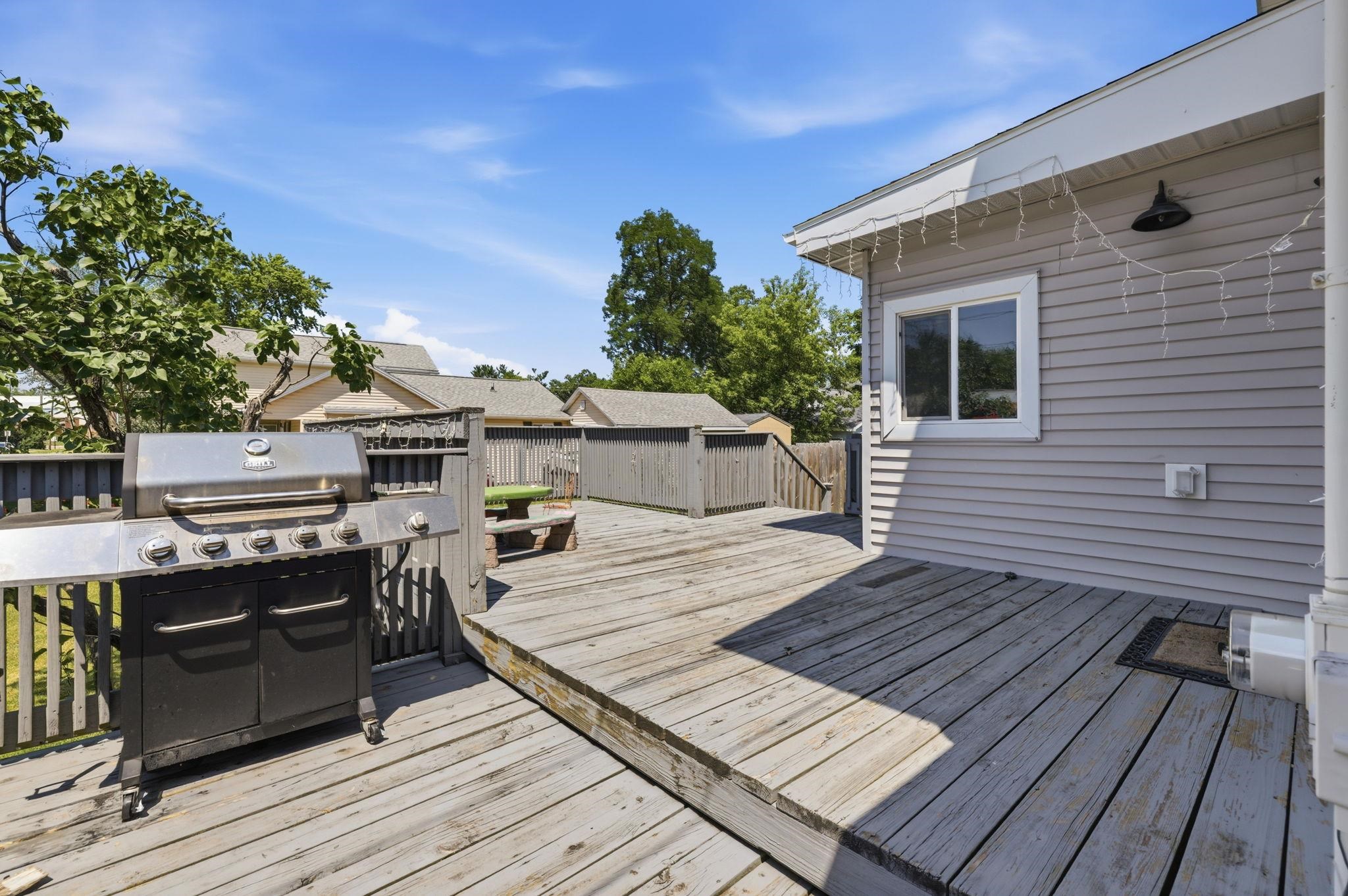 427 5th Street Waupaca, WI 54981 - Photo 43 of 45