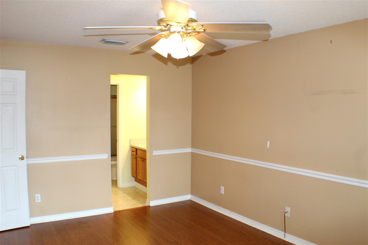 19685 O'Grady Avenue Robertsdale, AL 36567 - Photo 10 of 23 Master Bedroom