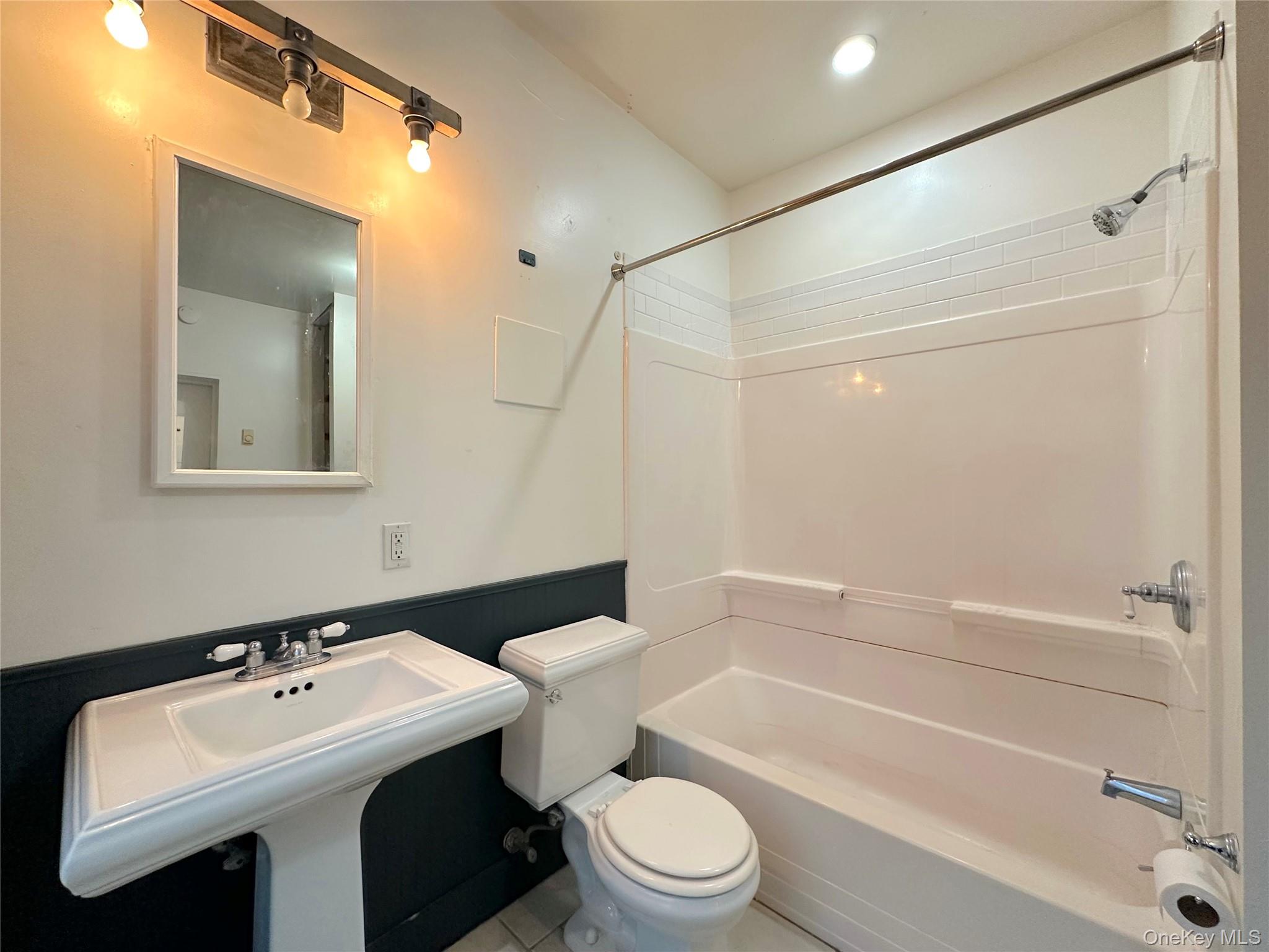 12 Front Street, Unit 1 Newburgh, NY 12550 - Photo 11 of 18