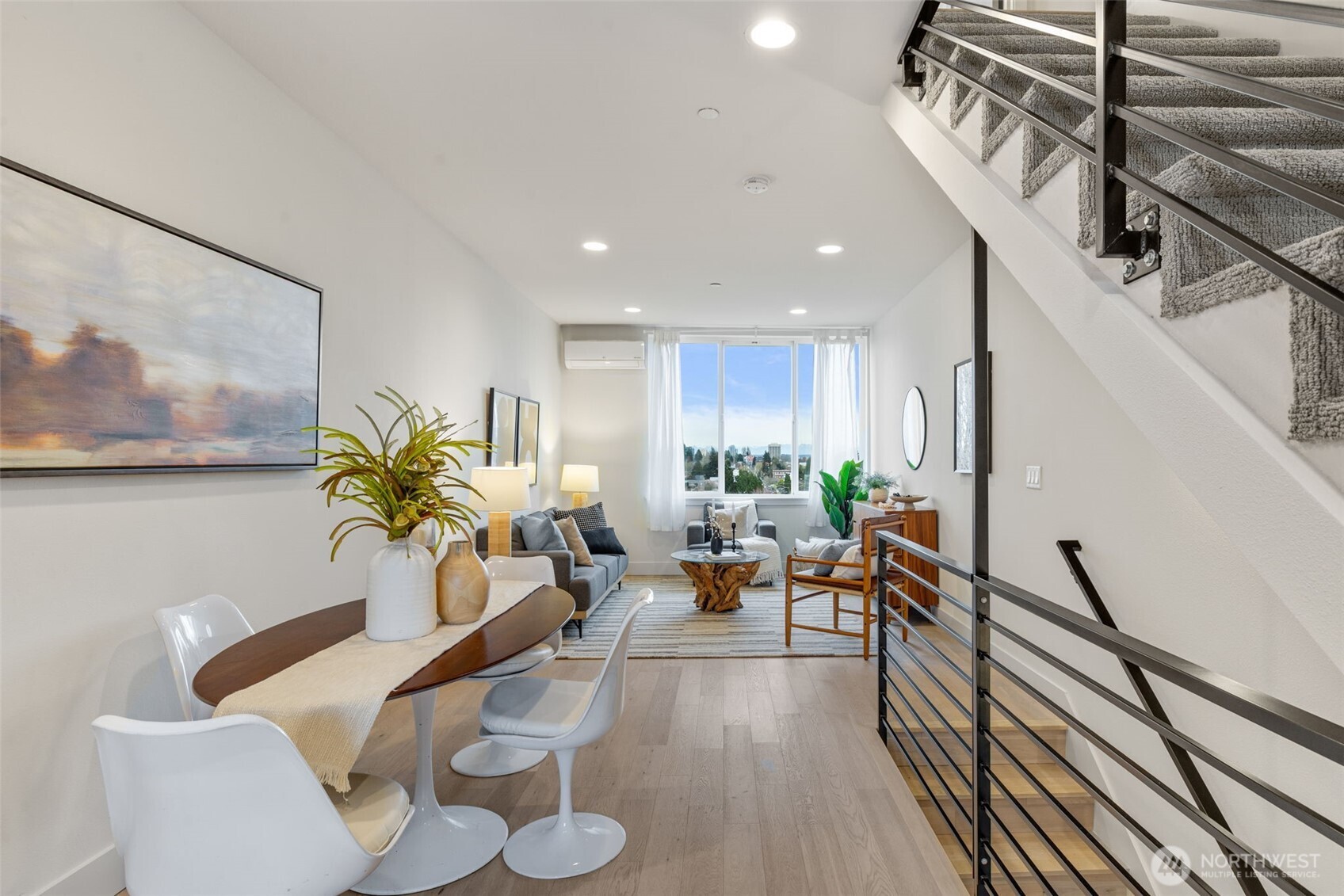 908 North 46th Street, Unit F Seattle, WA 98103 - Photo 11 of 40