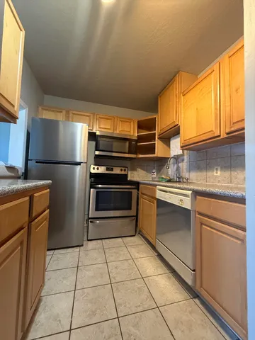 $1,200 | 145 Berkshire G, Unit 145, West Palm Beach, FL 33417