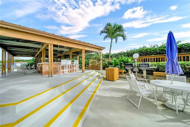 $549,000 | 10410 South Ocean Drive, Unit 308, Jensen Beach, FL 34957