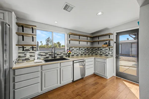 $3,500 | 6315 East Delcoa Avenue, Scottsdale, AZ 85254