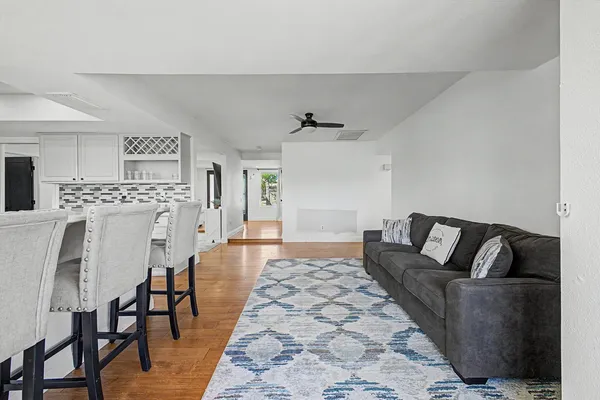 $3,500 | 6315 East Delcoa Avenue, Scottsdale, AZ 85254