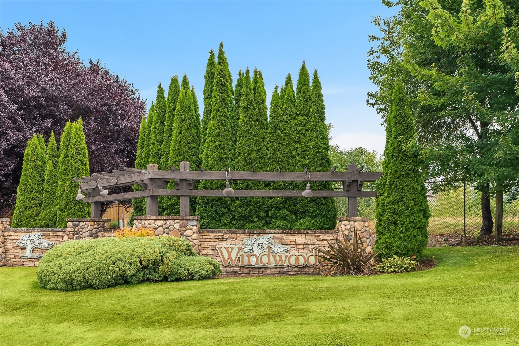 554 Rosario Avenue Northeast Renton, WA 98059 - Photo 36 of 38 a view of a garden with plants