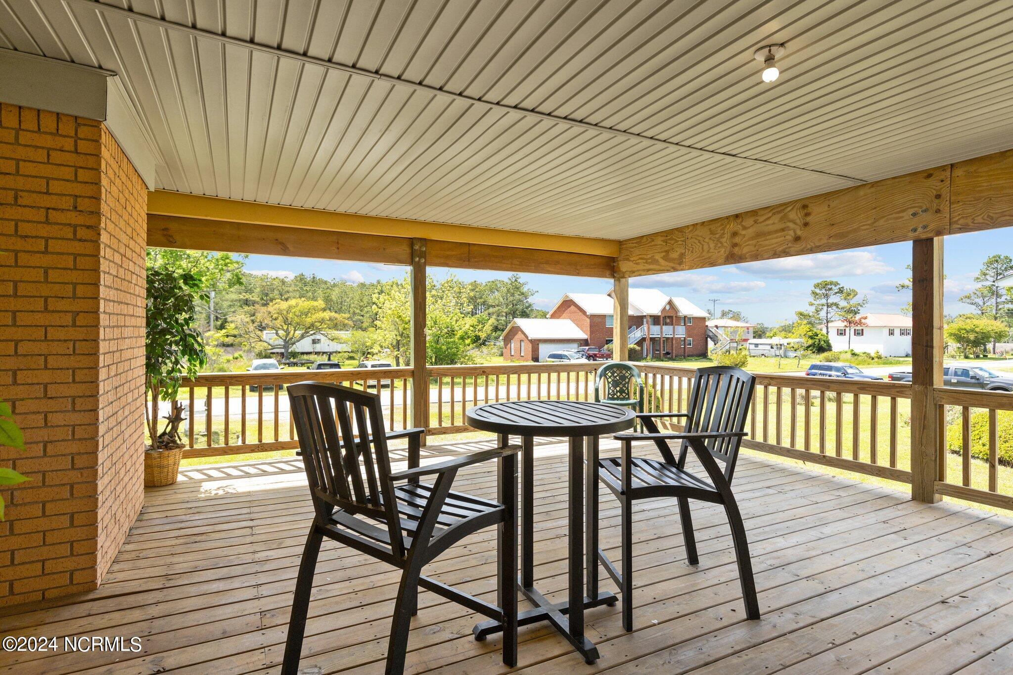 1154 Merrimon Road Beaufort, NC 28516 - Photo 34 of 46 Extended Outdoor Living