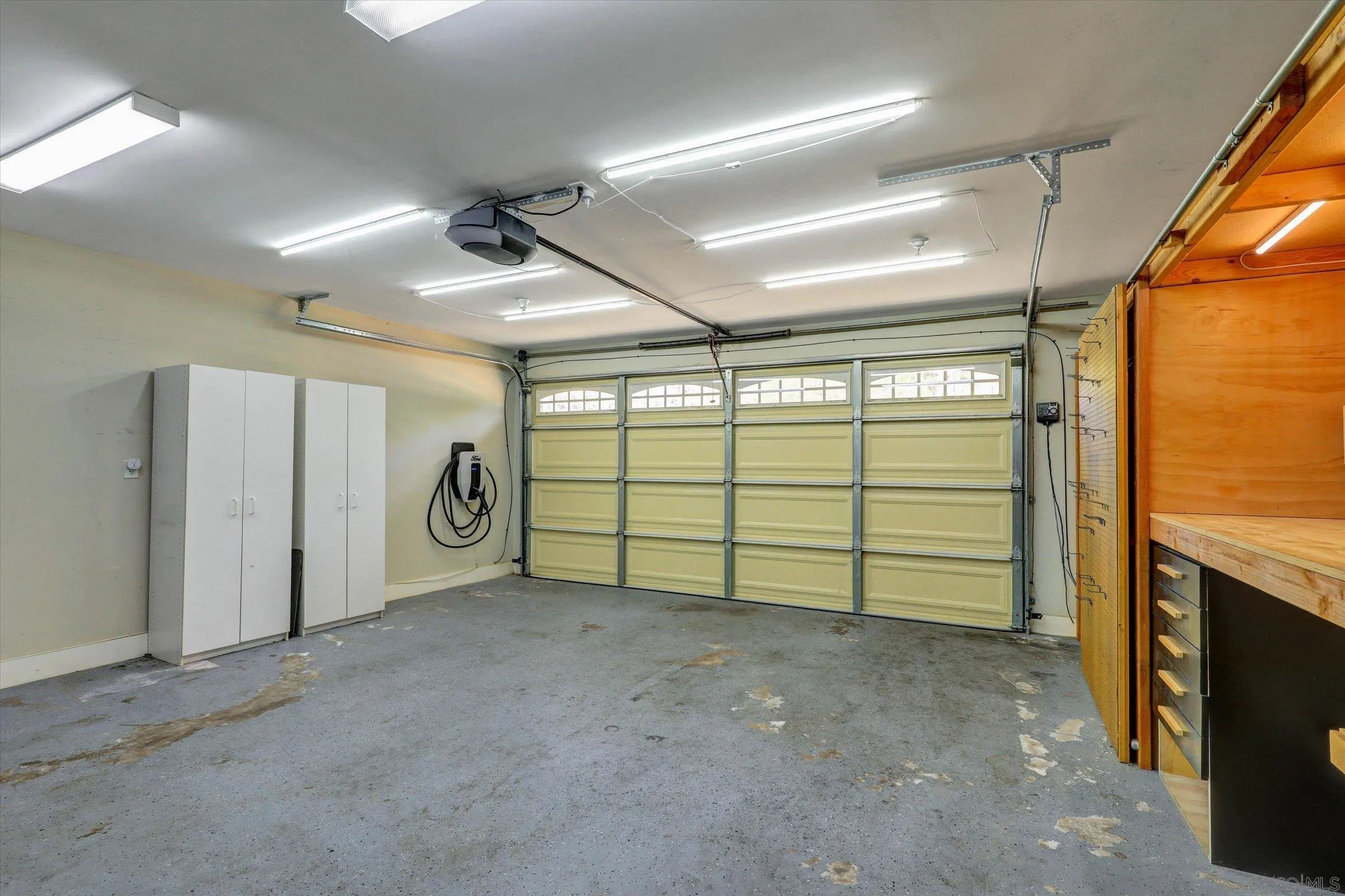 14531 Garden Road Poway, CA 92064 - Photo 35 of 41 Garage