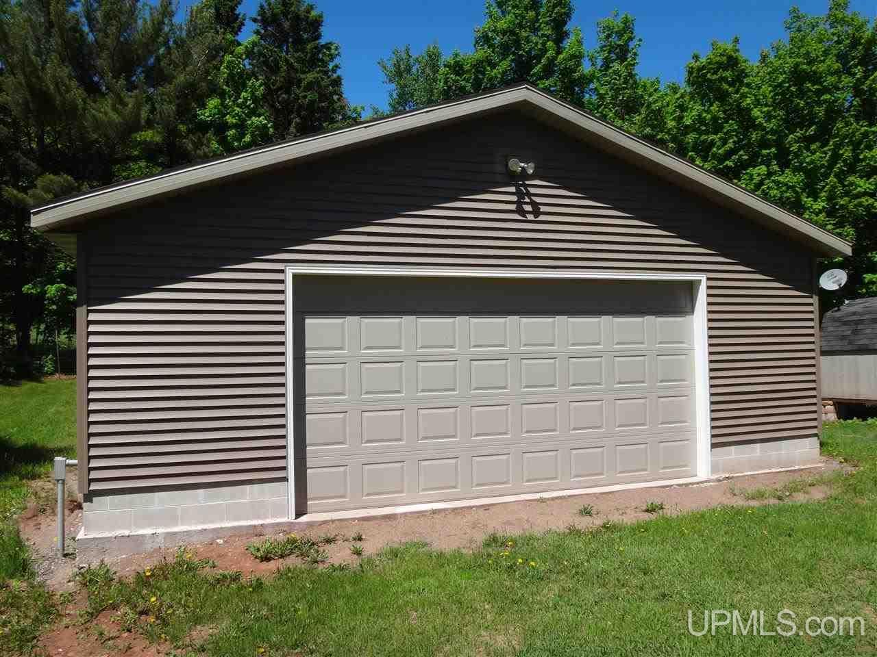 636 County Road Negaunee, MI 49866 - Photo 11 of 12