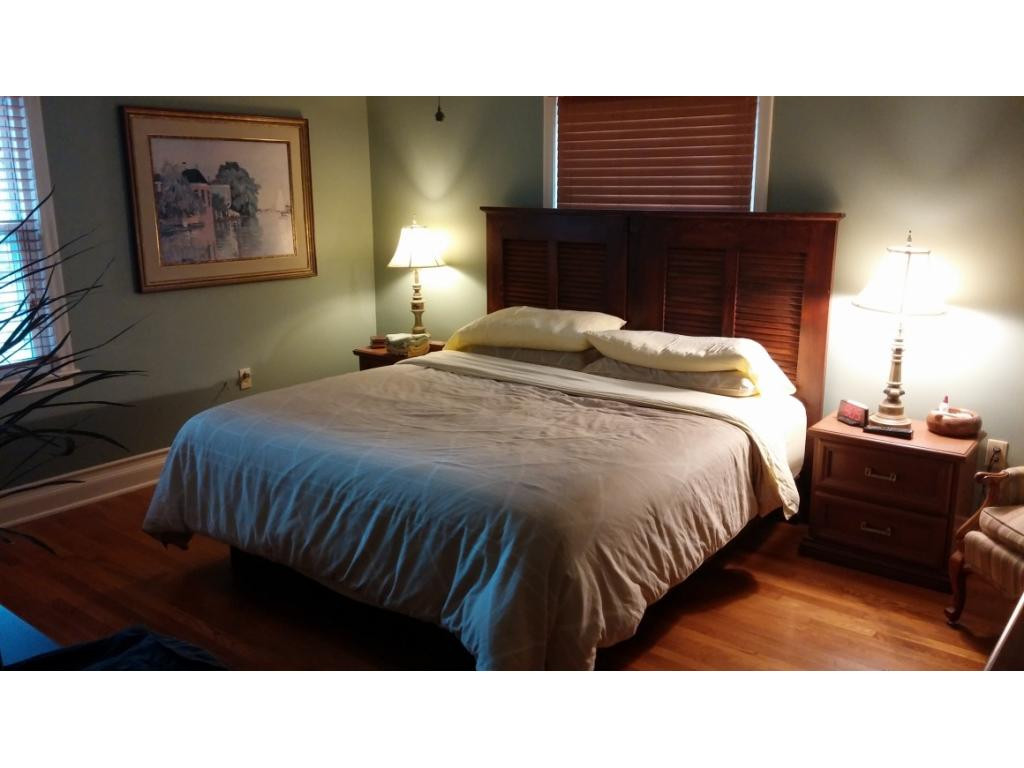 217 Edgewood Road Bristol, TN 37620 - Photo 14 of 22 Bedroom