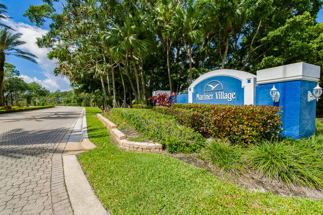 7213 Southeast Magellan Lane Stuart, FL 34997 - Photo 45 of 49 7213 SE Magellan Lane-16