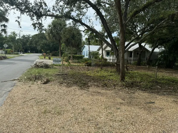 $260,000 | Lot 15 Southwest Halpatiokee Street, Stuart, FL 34994