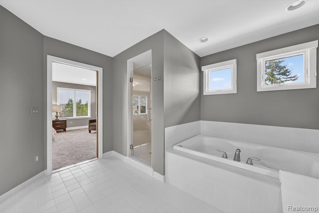 4176 Oak Tree Circle Rochester, MI 48306 - Photo 18 of 49