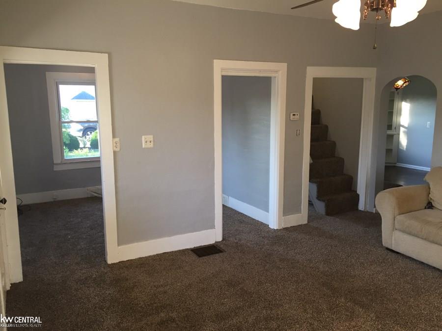 44790 Utica Road Utica, MI 48317 - Photo 20 of 40 Living Room