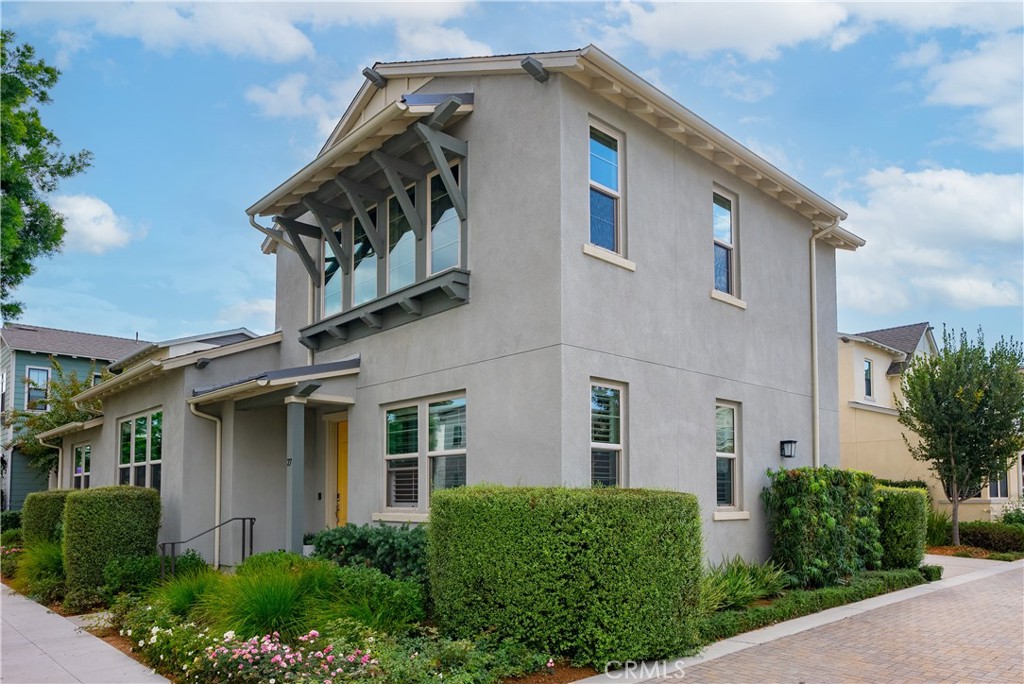 27 Alienta Lane Rancho Mission Viejo, CA 92694 - Photo 44 of 75 a front view of a house with garden