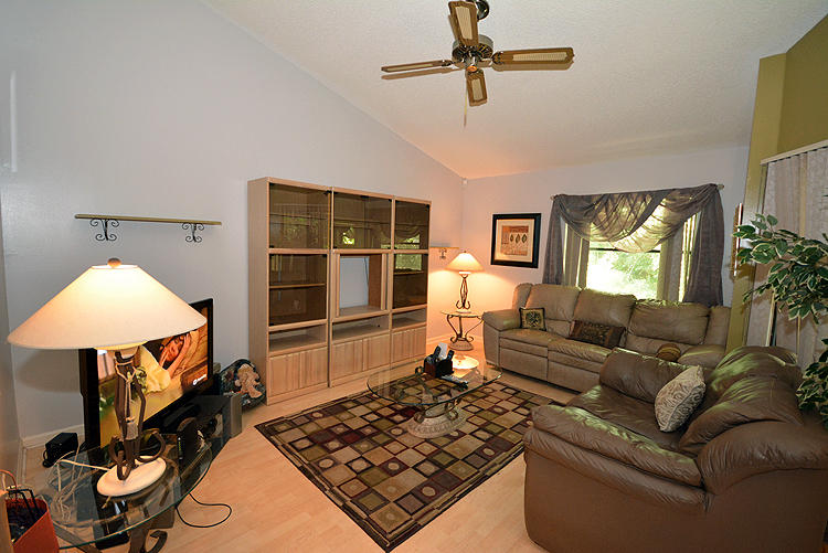 9312 Ketay Circle Boca Raton, FL 33428 - Photo 4 of 22 EBF_4765