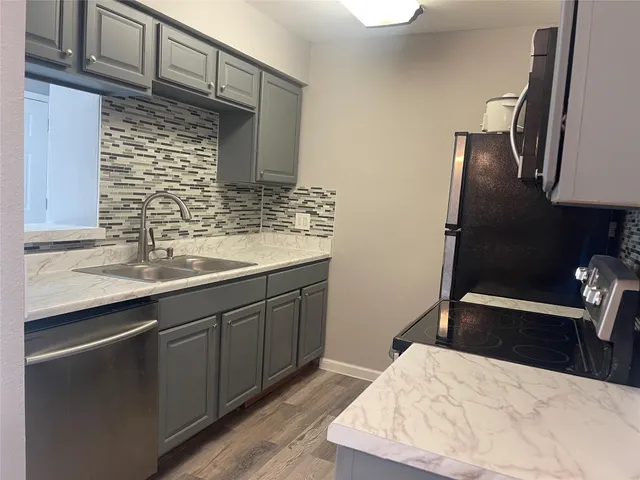 $950 | 1516 Bay Area Boulevard, Unit F6, Houston, TX 77058