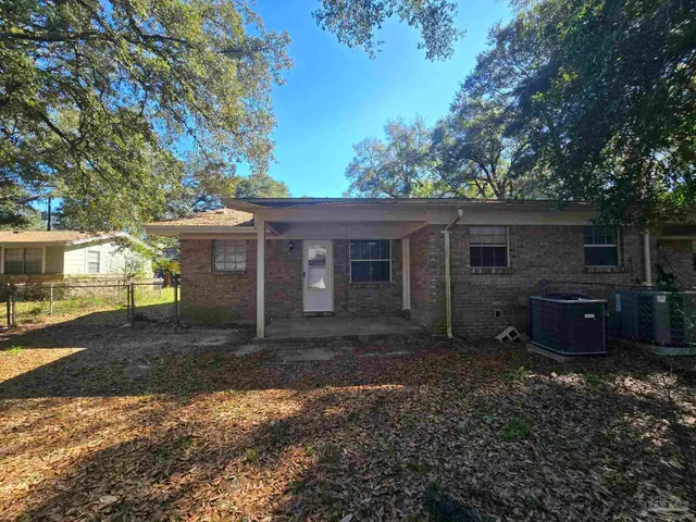 $1,125 | 4609 Saufley Field Road, Unit A, Pensacola, FL 32526