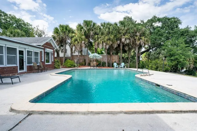 $1,150,000 | 1200 West Lake Otis Drive Southeast, Winter Haven, FL 33880