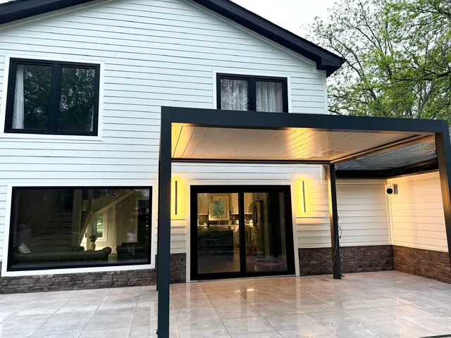 $699,000 | 101 North Schoenbeck Road, Prospect Heights, IL 60070