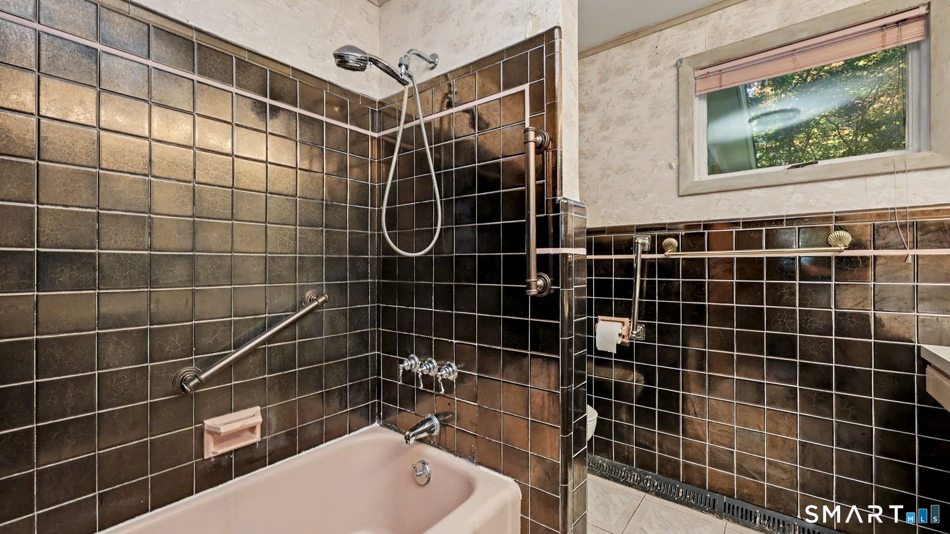 144 Maple Street Seymour, CT 06483 - Photo 24 of 40