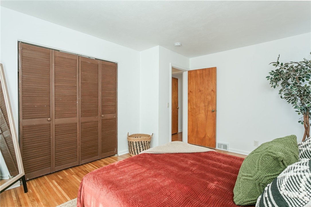 100 Ridgeview Drive Perinton, NY 14445 - Photo 17 of 25