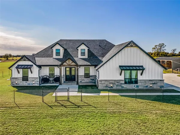 $995,000 | 310 Runyan Rnch Road, Tolar, TX 76476