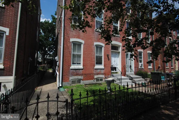 $1,775 | 317 East Union Street, Burlington, NJ 08016