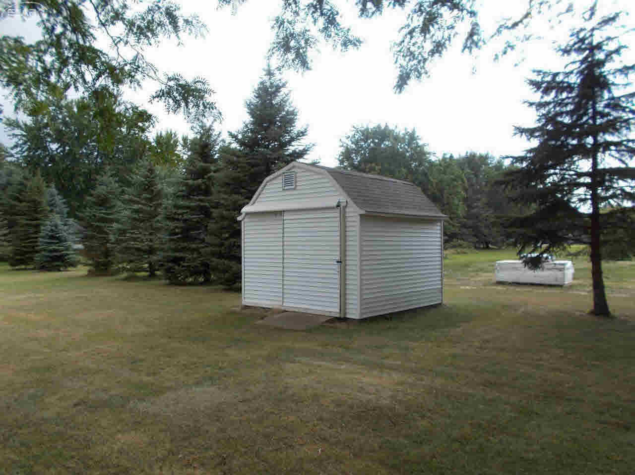 775 West Wilkinson Road Owosso, MI 48867 - Photo 4 of 27