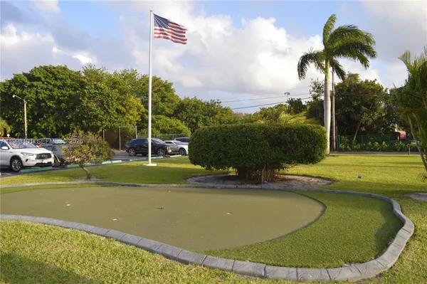 $242,500 | 1511 Southeast 15th Court, Unit 403, Deerfield Beach, FL 33441