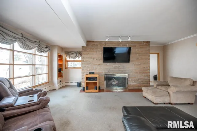 $150,000 | 216 West Santa Fe Avenue, Toluca, IL 61369