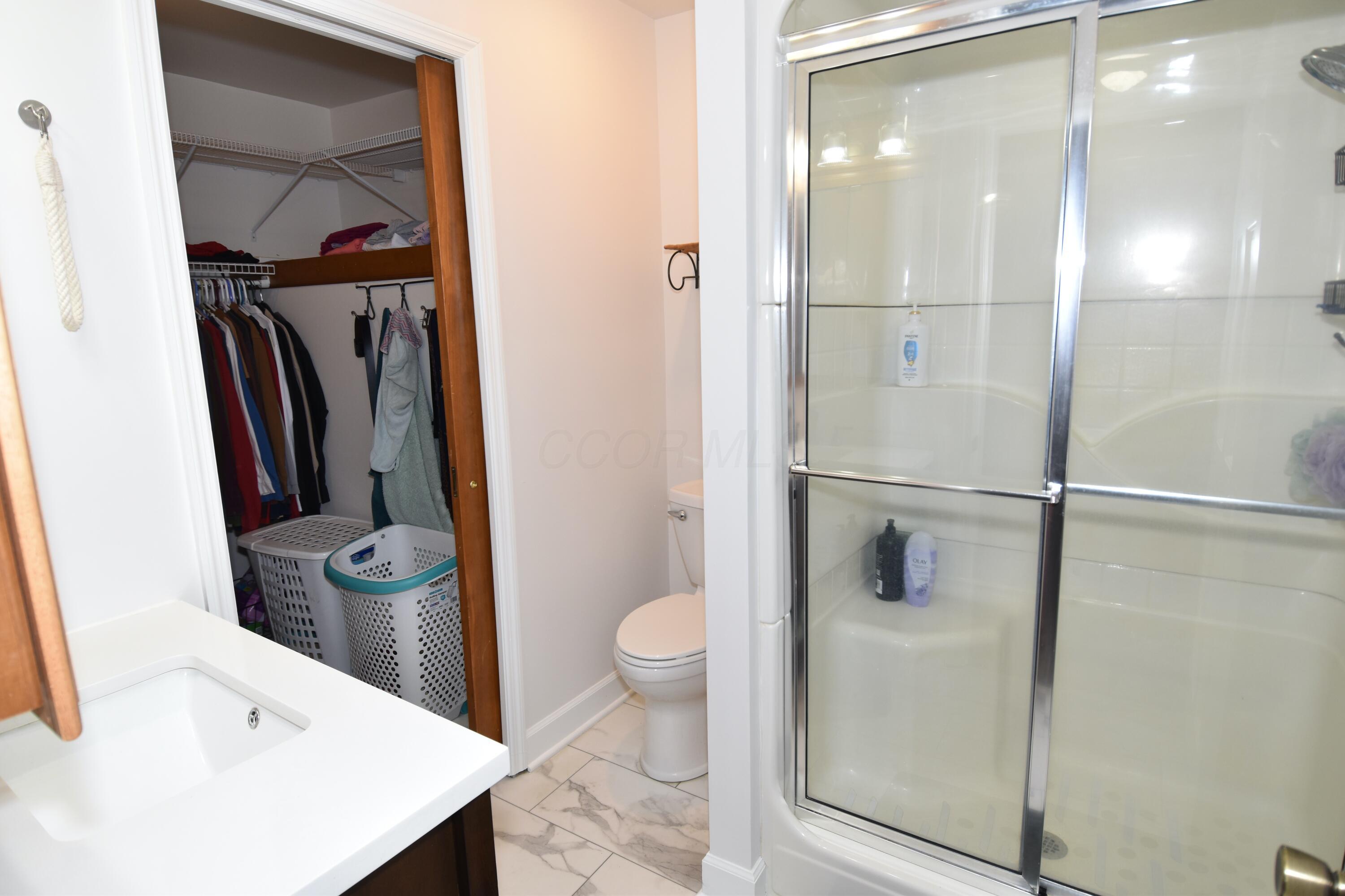 15 Tow Path Road Granville, OH 43023 - Photo 42 of 79 Step in Shower and Walk-In Closet