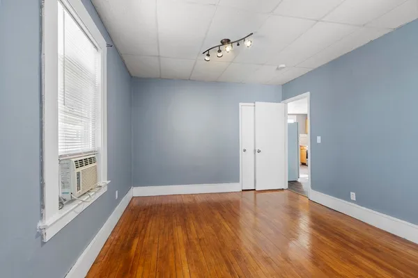 $2,500 | 106 School Street, Unit 1, Lowell, MA 01854