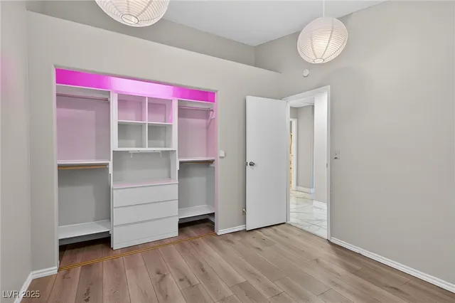 $2,100 | 492 Chelsea Drive, Henderson, NV 89014