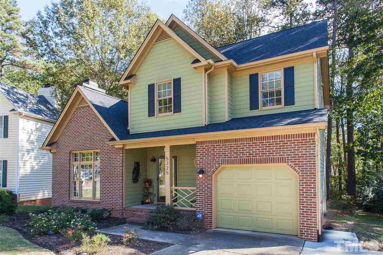5225 Blakeley Lane Raleigh, NC 27613 - Photo 2 of 24