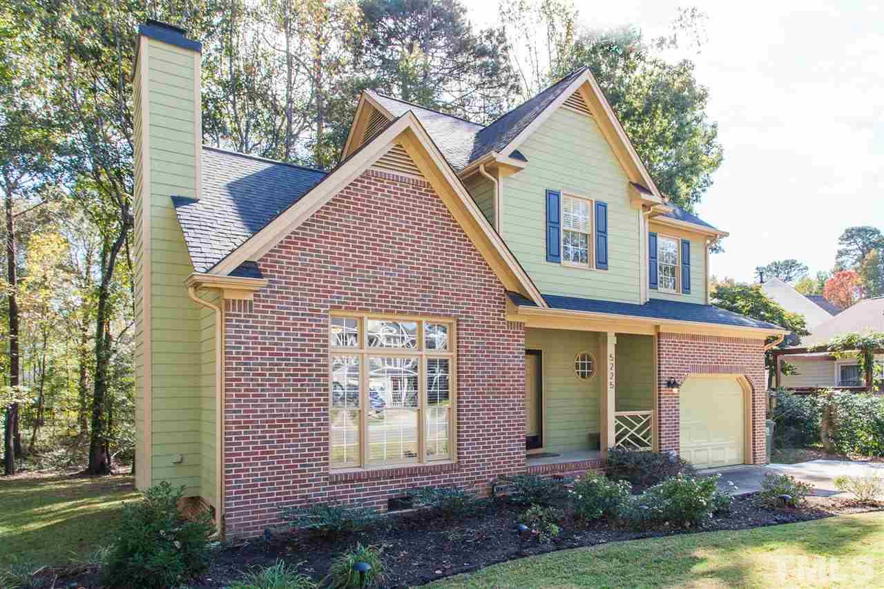 5225 Blakeley Lane Raleigh, NC 27613 - Photo 3 of 24