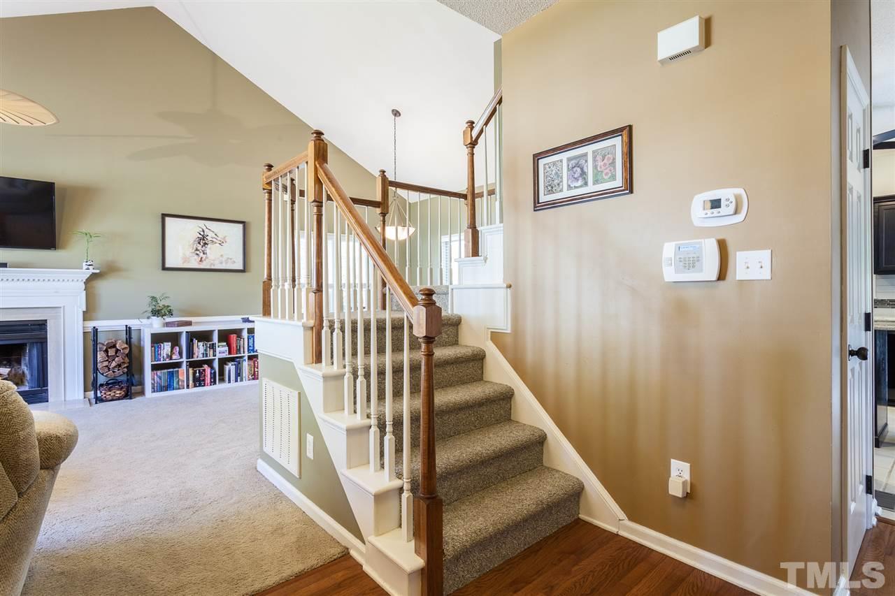 5225 Blakeley Lane Raleigh, NC 27613 - Photo 7 of 24