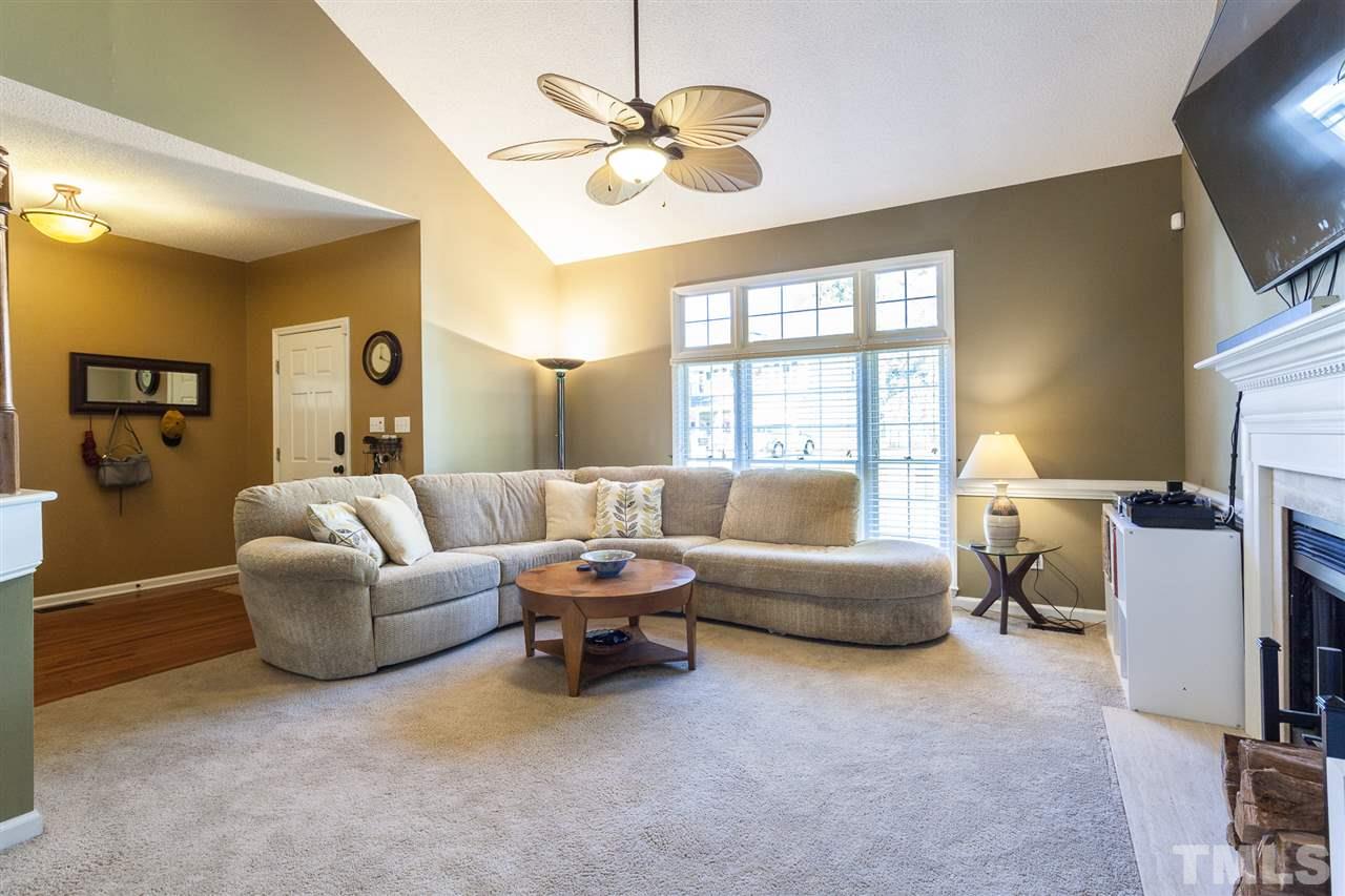 5225 Blakeley Lane Raleigh, NC 27613 - Photo 8 of 24