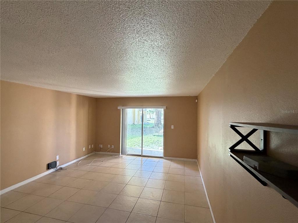 7513 Abonado Road, Unit 7513 Tampa, FL 33615 - Photo 4 of 10