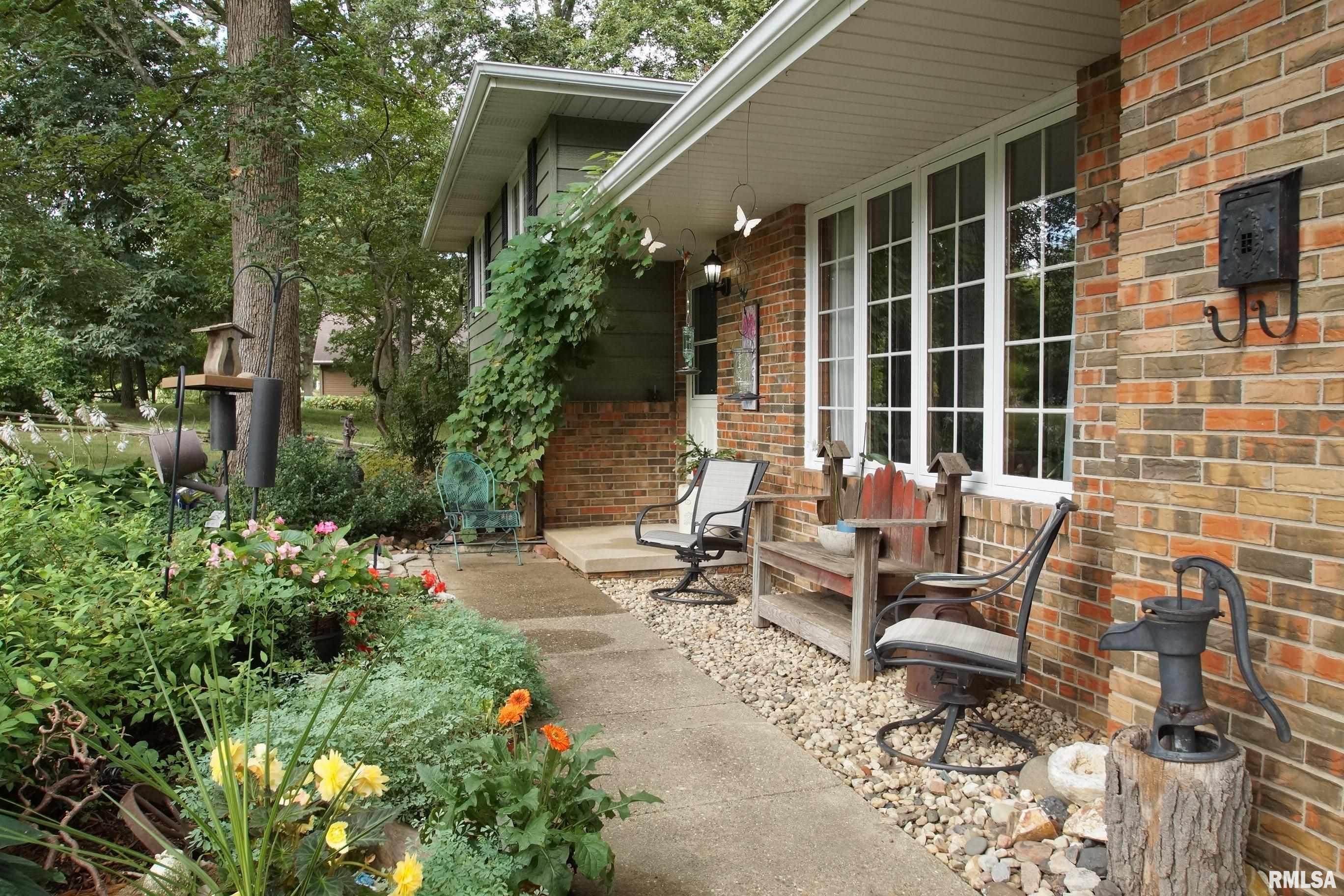 1919 East Truitt Road Chillicothe, IL 61523 - Photo 2 of 46 Gallery Image 2